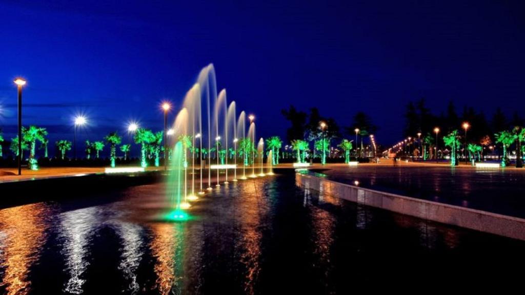 Apart Hotel Orbi Sea Towers Batumi Exterior foto